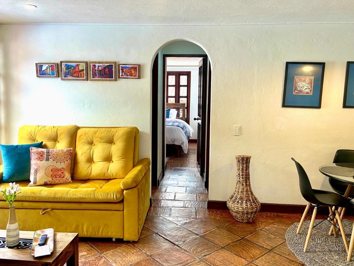 Xia Xue House La Candelaria - Bogota 360 City View Экстерьер фото